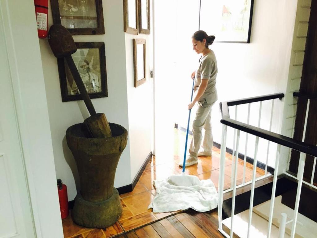 Sura Bed And Breakfast サンホセ エクステリア 写真