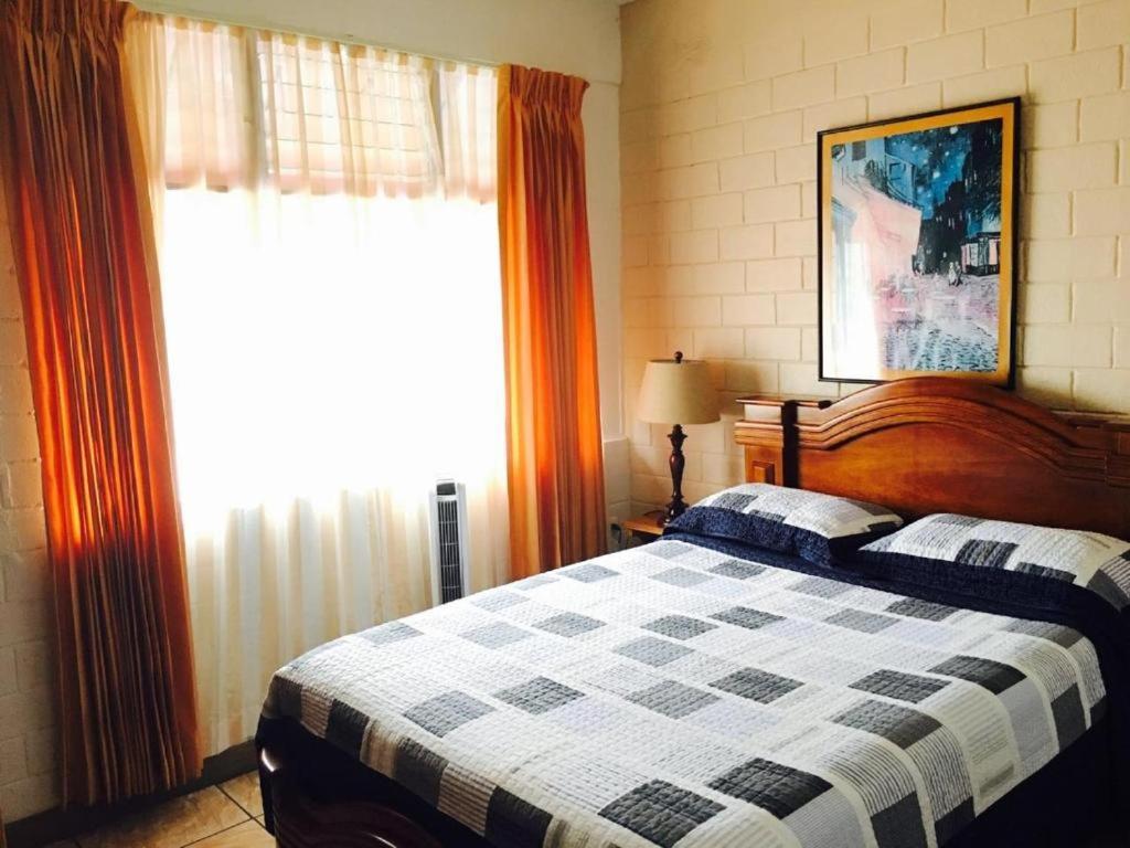 Sura Bed And Breakfast サンホセ エクステリア 写真
